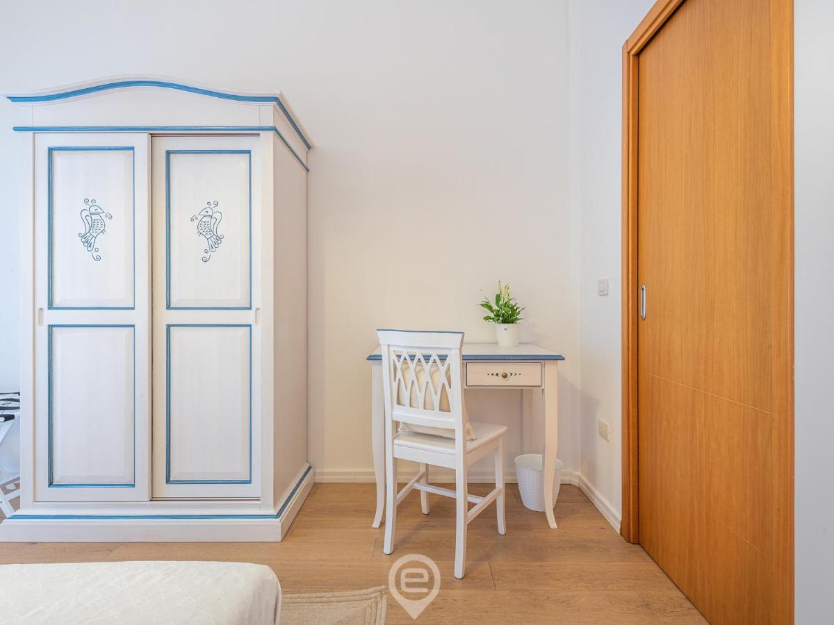 Ferienwohnung La Finestra Sul Corso Cagliari Exterior foto